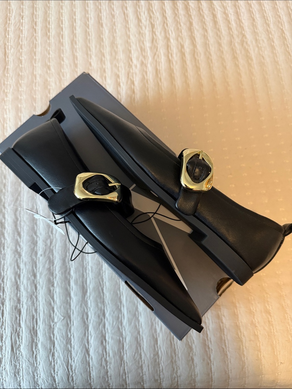 Worthington Black Pointed Mary Jane Flats with Gold Buckle 6.5 ❤️ - Picture 2 of 8